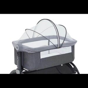 Dream on Me Bedside Bassinet with Canopy